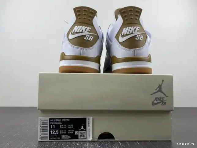 SB 4 Air Jordan DR5415-120 x Nike 0517